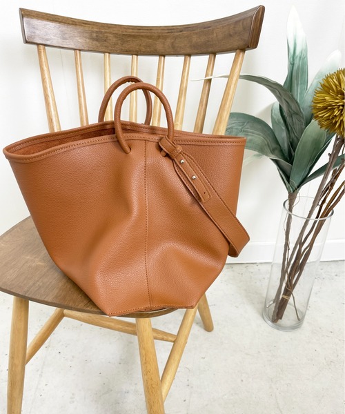 StyleSea（スタイルシー）の「サイドハンドルバッグ（ショルダーバッグ・レディース・ブラック/ベージュ/ブラウン・FREE）」の2枚目の写真