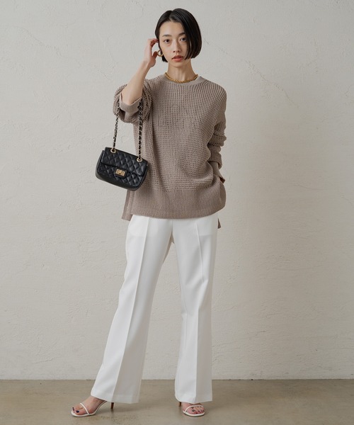 LOUNGEDRESS(ラウンジドレス)の「フレアスラックス(スラックス・レディース・オフホワイト/ネイビー・SMALL/MEDIUM)」の5枚目の写真