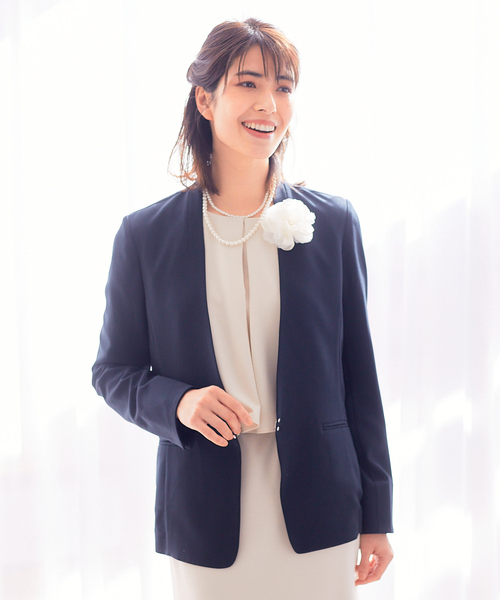 abahouse mavie(アバハウスマヴィ)の「【セレモニー対応】コサージュ(ブローチ/コサージュ・レディース・チャコールグレー/ライトグレー/ベージュ/オフホワイト/アイボリー・フリー)」の12枚目の写真