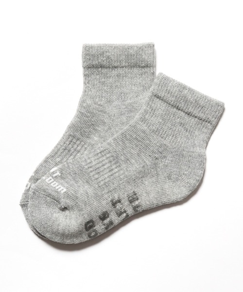 FRUIT OF THE LOOM（フルーツオブザルーム）の「FRUIT OF THE LOOM/フルーツオブザルーム 無地マルチ 無地ネオン 靴下（ソックス/靴下・キッズ・その他/その他1・M/S）」の3枚目の写真