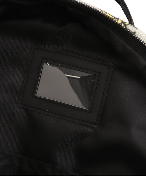 BREEZE（ブリーズ）の「福井県立恐竜博物館コラボ 恐竜総柄リュック（バックパック/リュック・キッズ・ブラック/ベージュ・MEDIUM/SMALL）」の13枚目の写真