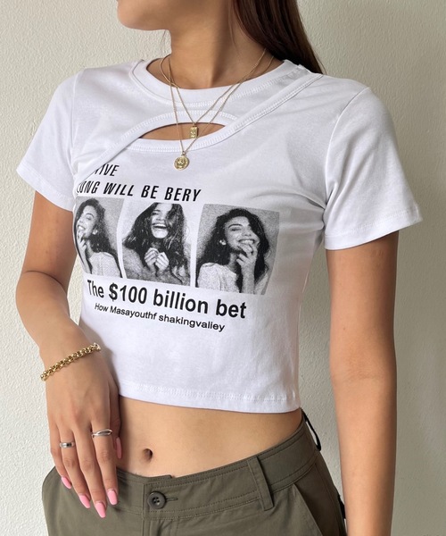 SHAGGIE(シャギー)の「カットアウトフロントプリントショート丈Tシャツ(Tシャツ/カットソー・レディース・ブラック/グレー/ホワイト・FREE)」の20枚目の写真