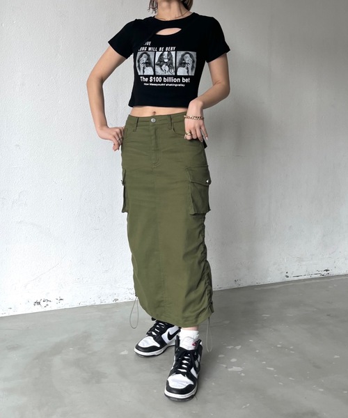 SHAGGIE(シャギー)の「カットアウトフロントプリントショート丈Tシャツ(Tシャツ/カットソー・レディース・ブラック/グレー/ホワイト・FREE)」の10枚目の写真