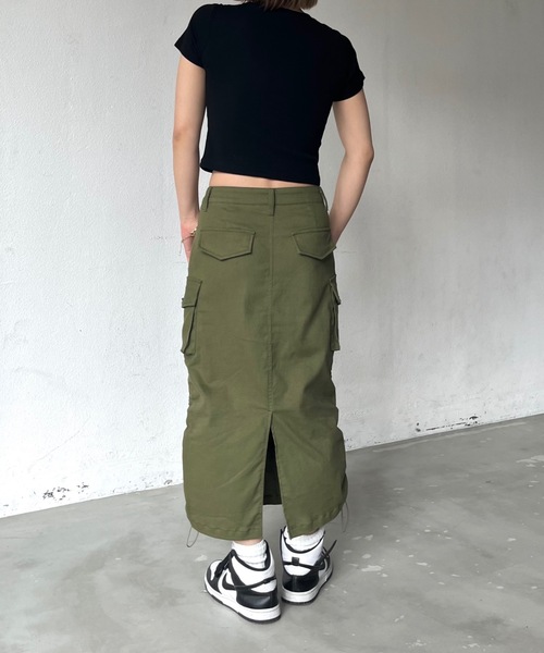 SHAGGIE(シャギー)の「カットアウトフロントプリントショート丈Tシャツ(Tシャツ/カットソー・レディース・ブラック/グレー/ホワイト・FREE)」の11枚目の写真