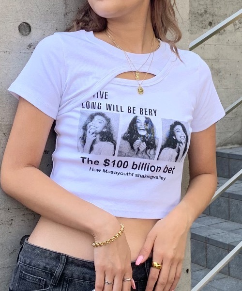 SHAGGIE(シャギー)の「カットアウトフロントプリントショート丈Tシャツ(Tシャツ/カットソー・レディース・ブラック/グレー/ホワイト・FREE)」の12枚目の写真