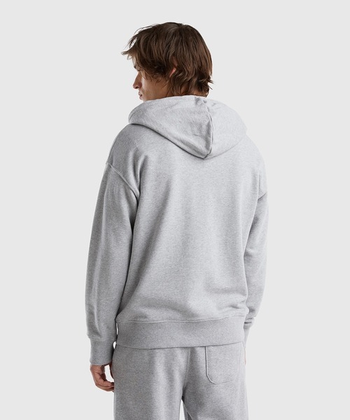 BENETTON (UNITED COLORS OF BENETTON)(ベネトンユナイテッドカラーズオブベネトン)の「ロゴマーク付きジップアップスウェットパーカー(パーカー・メンズ・ネイビー/グレー・SMALL/MEDIUM/LARGE/X-SMALL)」の7枚目の写真