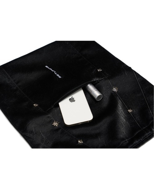 SETUPEXE（セットアップイーエックスイー）の「【SETUP‐EXE / セットアップエグゼ】Wrinkle leather star stud Gym sack / フェイクレザー ナップサック（バックパック/リュック・レディース・オフホワイト/ブラック・ONE SIZE）」の16枚目の写真