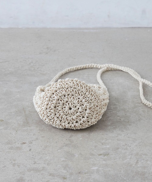 EFOLE(エフォル)の「Macrame mini shoulder bag / マクラメ ミニ ショルダー バッグ(ショルダーバッグ・レディース・オフホワイト・FREE)」の3枚目の写真