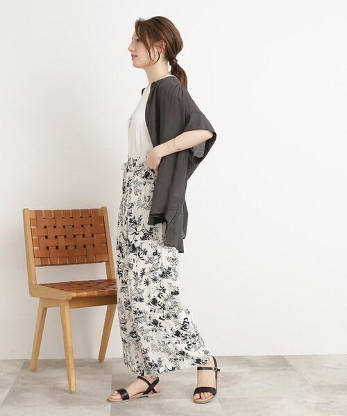 DRESKIP（ドレスキップ）の「◆【大人の抜け感】シアースラブバンドカラーシャツ（シャツ/ブラウス・レディース・ライトベージュ/グレー系その他/オレンジ/ライトグリーン・00）」の6枚目の写真