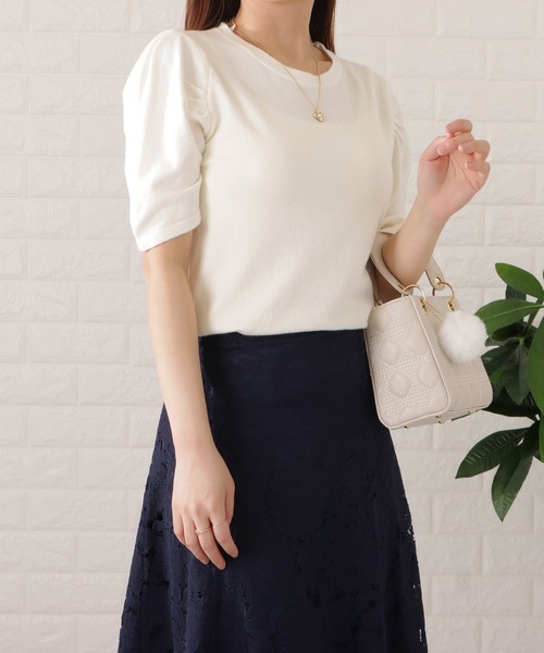 Lace Ladies(レースレディース)の「ラウンドネックギャザーニットプルオーバー(シャツ/ブラウス・レディース・ブラック/ベージュ/ブルー/ホワイト/ピンク・M/XL)」の1枚目の写真