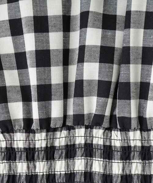 バックボタンフレンチスリーブワンピース