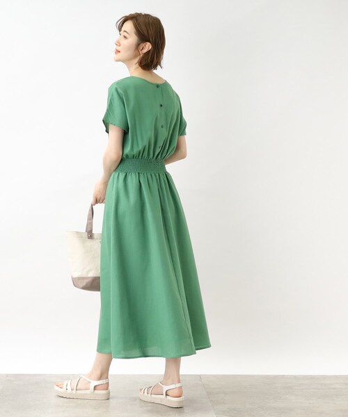 grove(グローブ)の「◆バックボタンフレンチスリーブワンピース(ワンピース・レディース・ブラック系1/ダークグリーン/ネイビー・02/03/04/05/01)」の14枚目の写真