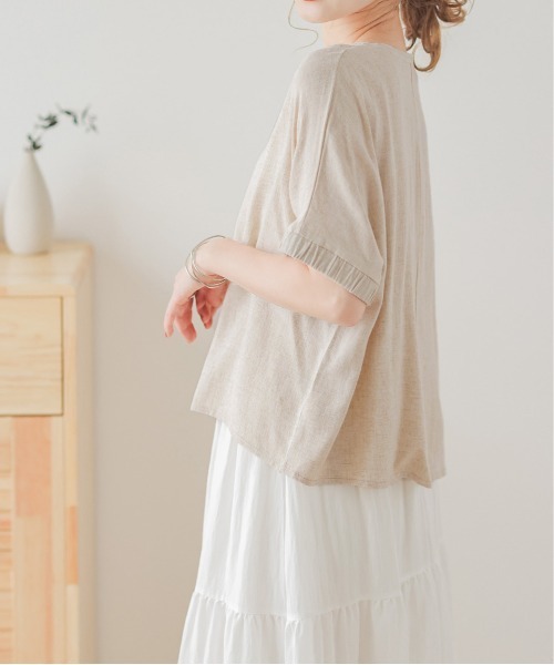 AMELY(エミリー)の「ギャザースリーブプルオーバー(その他トップス・レディース・イエロー/ホワイト/ピンク/ナチュラル・フリー)」の8枚目の写真