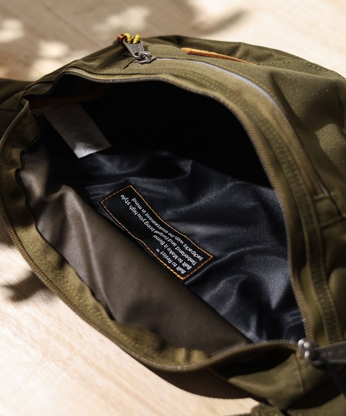 Timberland（ティンバーランド）の「■Eastpak  x Timberland■ BUNDEL TBL（ボディバッグ/ウエストポーチ・メンズ・ブラック/カーキ/カモフラージュ・FREE）」の6枚目の写真