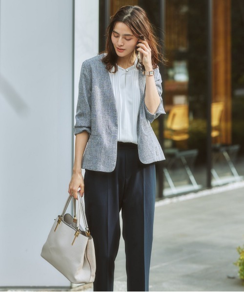 7days Life Styling（セブンデイズライフスタイリング）の「【品番振替】洗える麻調合繊７分袖ストレッチノーカラージャケット（接触冷感・防しわ・ストレッチ・UVカット）（ノーカラージャケット・レディース・ベージュ系/ネイビー系1/ライトグレー系/ネイビー系・L/M/S/LL）」の11枚目の写真