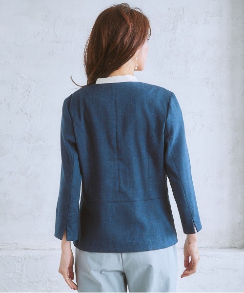 7days Life Styling（セブンデイズライフスタイリング）の「【品番振替】洗える麻調合繊７分袖ストレッチノーカラージャケット（接触冷感・防しわ・ストレッチ・UVカット）（ノーカラージャケット・レディース・ベージュ系/ネイビー系1/ライトグレー系/ネイビー系・L/M/S/LL）」の16枚目の写真