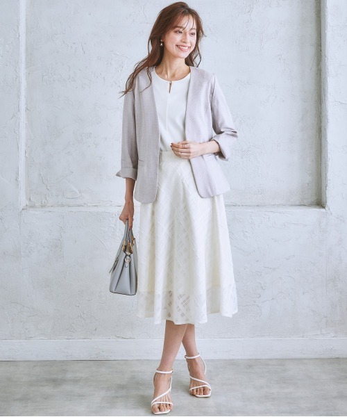 7days Life Styling（セブンデイズライフスタイリング）の「【品番振替】洗える麻調合繊７分袖ストレッチノーカラージャケット（接触冷感・防しわ・ストレッチ・UVカット）（ノーカラージャケット・レディース・ベージュ系/ネイビー系1/ライトグレー系/ネイビー系・L/M/S/LL）」の9枚目の写真