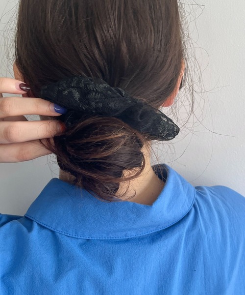 LOWRYS FARM(ローリーズファーム)の「シシュウシュシュ 963870(ヘアゴム・レディース・ブラック/ブラウン/アイボリー/ブラック系その他・FREE)」の3枚目の写真