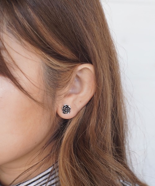 dictionary(ディクショナリー)の「ストリート スタイル ピアス 【 DICTIONARY / ディクショナリー 】(ピアス(両耳用)・レディース・A/B/C/D/F/G/H/I/J/K/L/M/O・FREE)」の2枚目の写真