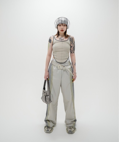 XU（エックスユー）の「ストリートファッション XU エックスユー mesh track pants トラックパンツ ナイロンパンツ ラインパンツ ジョガーパンツ カーゴパンツ テック系（カーゴパンツ・メンズ・ライトグレー・ONE SIZE）」の18枚目の写真