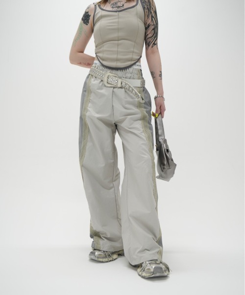 XU（エックスユー）の「ストリートファッション XU エックスユー mesh track pants トラックパンツ ナイロンパンツ ラインパンツ ジョガーパンツ カーゴパンツ テック系（カーゴパンツ・メンズ・ライトグレー・ONE SIZE）」の5枚目の写真