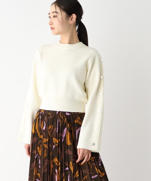 OPAQUE.CLIP(オペークドットクリップ)の「◆【大草直子さんコラボ】2way袖ボタンニット(ニット/セーター・レディース・ブラック/オフホワイト/ダークオレンジ・38/40/36)」の2枚目の写真