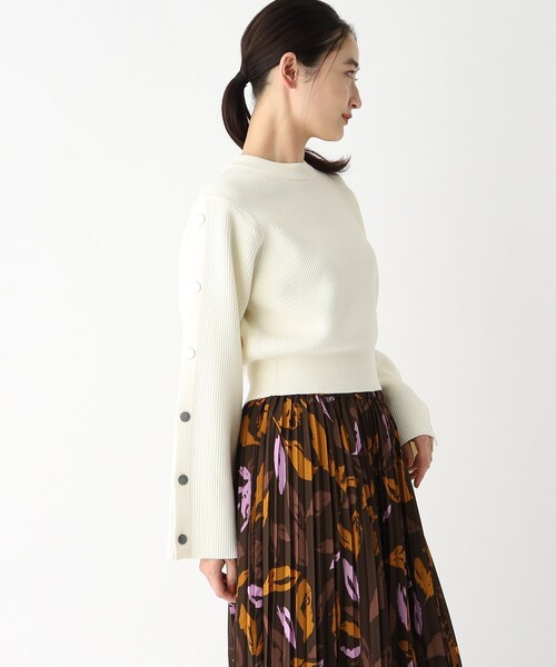 OPAQUE.CLIP(オペークドットクリップ)の「◆【大草直子さんコラボ】2way袖ボタンニット(ニット/セーター・レディース・ブラック/オフホワイト/ダークオレンジ・38/40/36)」の9枚目の写真