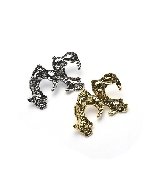 marjour(マージュール)の「HOOK MOTIF PIERCE(ピアス(両耳用)・レディース・ゴールド/シルバー・FREE)」の10枚目の写真