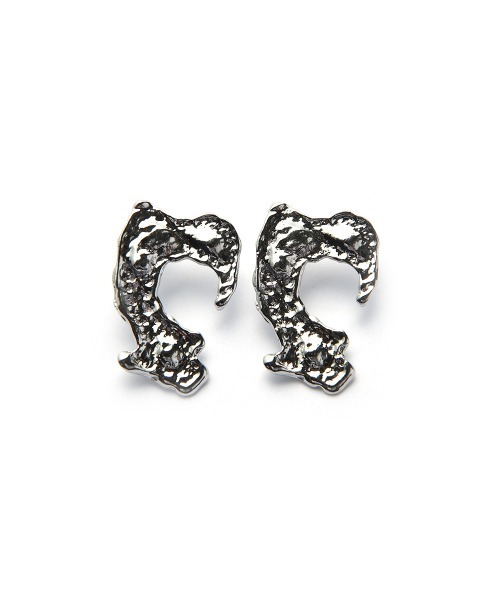 marjour(マージュール)の「HOOK MOTIF PIERCE(ピアス(両耳用)・レディース・ゴールド/シルバー・FREE)」の11枚目の写真