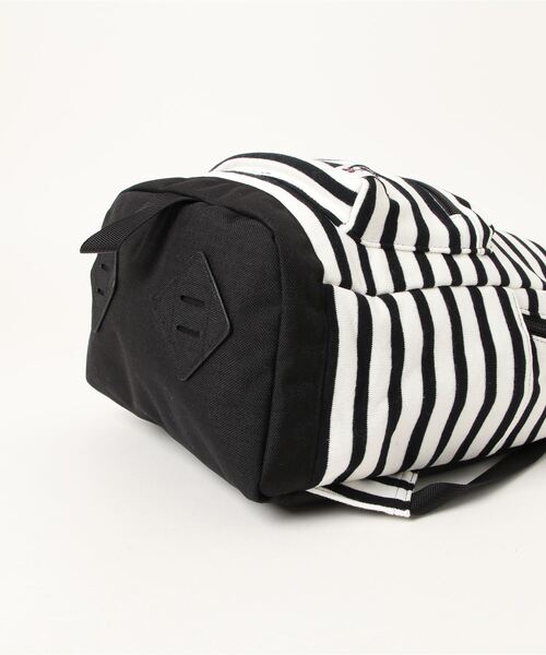 CHUMS（チャムス）の「【CHUMS/チャムス】 Kid's Classic DayPack Sweat Nylon（バックパック/リュック・レディース・その他2/その他3/その他1/その他5/その他6/その他4・FREE）」の8枚目の写真