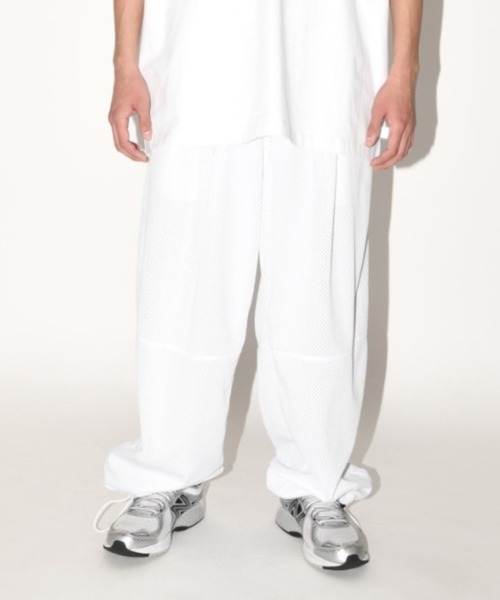SUPERTHANKS(スーパーサンクス)の「オーバーサイズ ルーズパンツ(ユニセックス)Technical mesh over trousers(その他パンツ・メンズ・ネイビー/ホワイト/ブラック・S/M/L)」の18枚目の写真