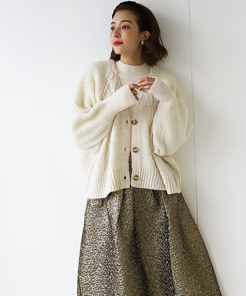 REAL CUBE（リアルキューブ）の「リングヤーンウール混カーディガン（カーディガン/ボレロ・レディース・ベージュ/ライム/チャコールグレー/アイボリー・M）」の7枚目の写真