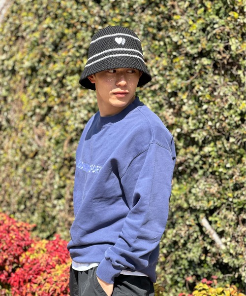 kaoyorinakami（カオヨリナカミ）の「heart logo bucket hat / ハート