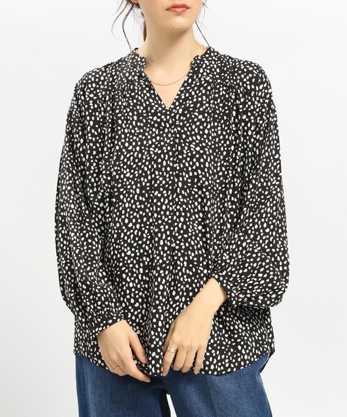 GLOBAL WORK Smile Seed Store（グローバルワーク スマイルシードストア）の「レーヨンスキッパーブラウス長袖/176128（シャツ/ブラウス・レディース・ブルー系その他/グレー系その他/ホワイト系その他/ホワイト系その他3/ホワイト系その他2/ブルー系その他7/ホワイト系その他5/ホワイト系その他7/ブラック系その他・MEDIUM/LARGE/SMALL/X-LARGE）」の5枚目の写真