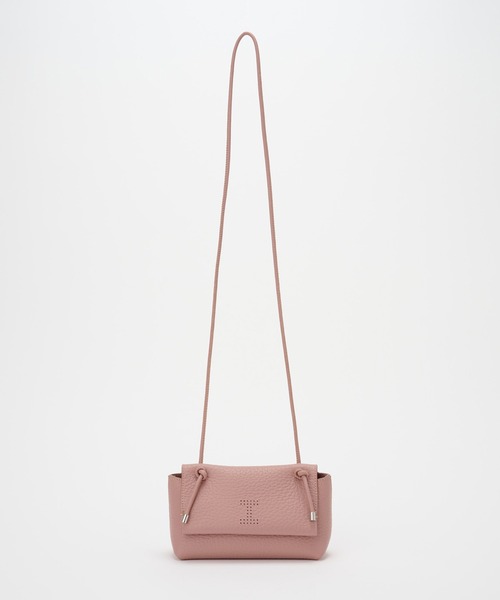IACUCCI イアクッチ ギブリ S ALCE ピンク 本革 レザー ショルダーバッグ レディース 保存袋・ショルダーストラップ付属 【中古】 42510K240 IACUCCI（イアクッチ）の「アルブメ ALCE（ショルダーバッグ）」 - WEAR