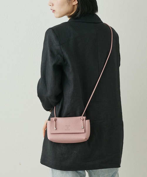 IACUCCI（イアクッチ）の「アルブメ ALCE（ショルダーバッグ）」 - WEAR