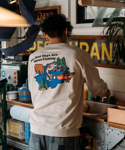 Foxfire（フォックスファイヤー）の「Foxfire/フォックスファイヤー 別注 Foxfire プリントクルーネック スウェット/トラウト/バックプリント/リラックスフィット（Tシャツ/カットソー・メンズ・グレー/ブルー/チャコールグレー/ライトグレー・MEDIUM/LARGE）」の13枚目の写真