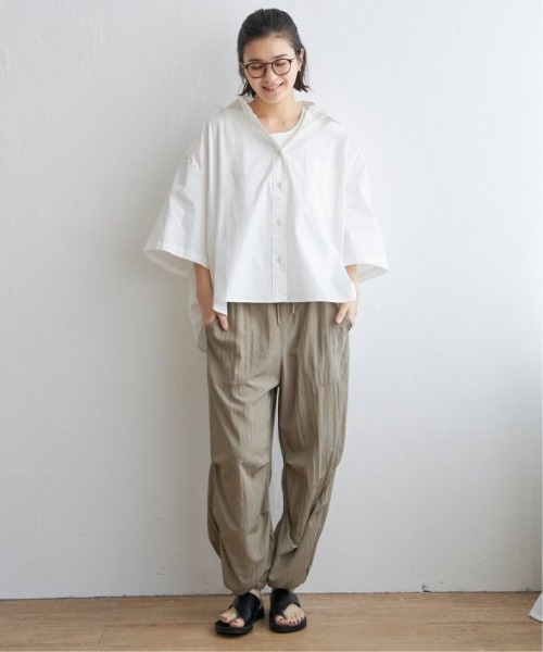 LBC（エルビーシー）の「タイプライター半袖BOXシャツ（シャツ/ブラウス・レディース・ホワイト/イエロー/ブルー・M）」の5枚目の写真