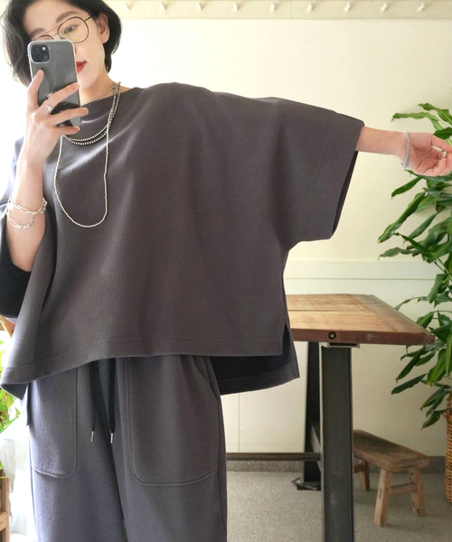 JOURNAL STANDARD LUXE（ジャーナルスタンダード　ラックス）の「ブークレーダンボール ポンチョT（Tシャツ/カットソー・レディース・チャコールグレー/ベージュ・FREE）」の2枚目の写真