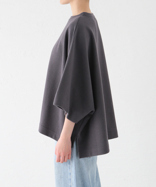 JOURNAL STANDARD LUXE（ジャーナルスタンダード　ラックス）の「ブークレーダンボール ポンチョT（Tシャツ/カットソー・レディース・チャコールグレー/ベージュ・FREE）」の10枚目の写真