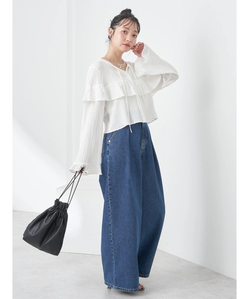 earth music&ecology（アースミュージックアンドエコロジー）の「フリル切替えショートブラウス（シャツ/ブラウス・レディース・オフホワイト/ブラック/ピンクベージュ/ライトカーキ・FREE）」の8枚目の写真