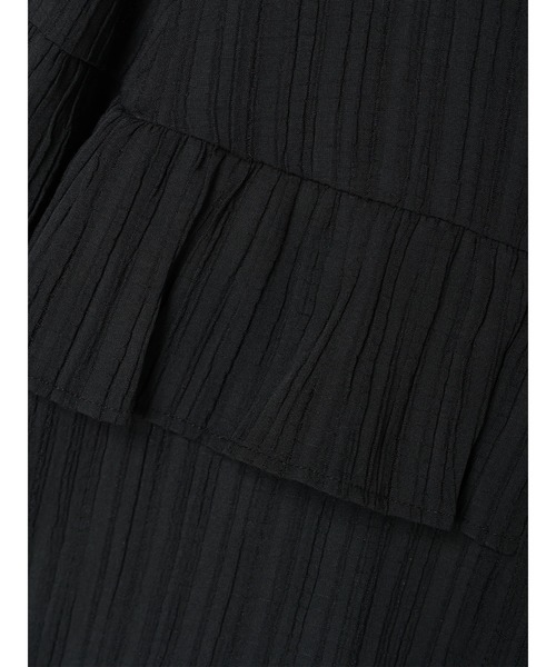 earth music&ecology（アースミュージックアンドエコロジー）の「フリル切替えショートブラウス（シャツ/ブラウス・レディース・オフホワイト/ブラック/ピンクベージュ/ライトカーキ・FREE）」の13枚目の写真