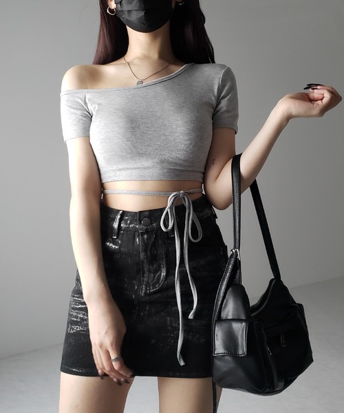 me+em select(ミームセレクト)の「※※【 3color 】ストラップリボンワンショルショートTシャツ / strap ribbon one shoulder short Tee(Tシャツ/カットソー・レディース・グレー/ホワイト/ブラック・FREE)」の9枚目の写真