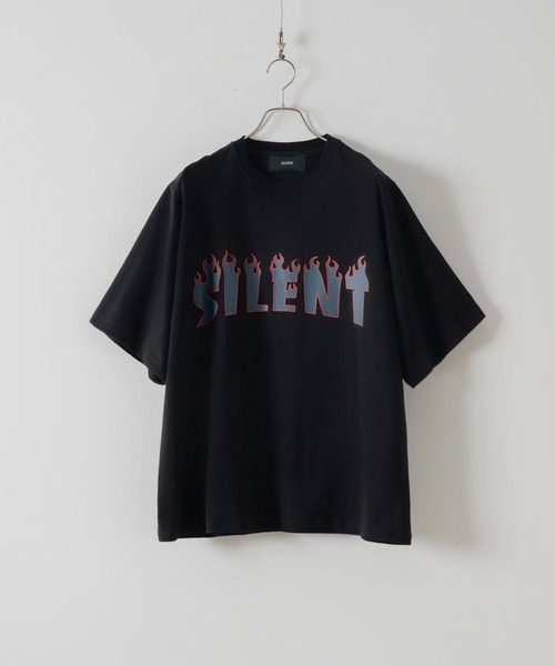 DOOPZ（ドープス）の「BIG Logo Print Tee - ビッグロゴプリントT（Tシャツ/カットソー・メンズ・ブラック/ナチュラル・SMALL/MEDIUM/LARGE）」の2枚目の写真