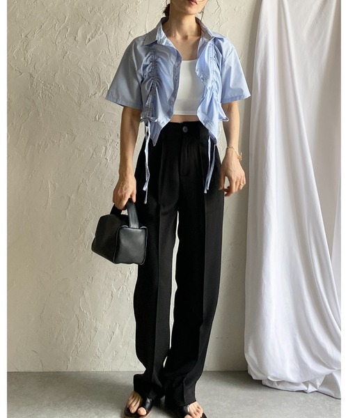 She's Closet(シーズクローゼット)の「カップ付きショート丈クロップドベアトップブラキャミソールトップス(キャミソール・レディース・ブラウン/ブラック/オフホワイト・FREE)」の11枚目の写真