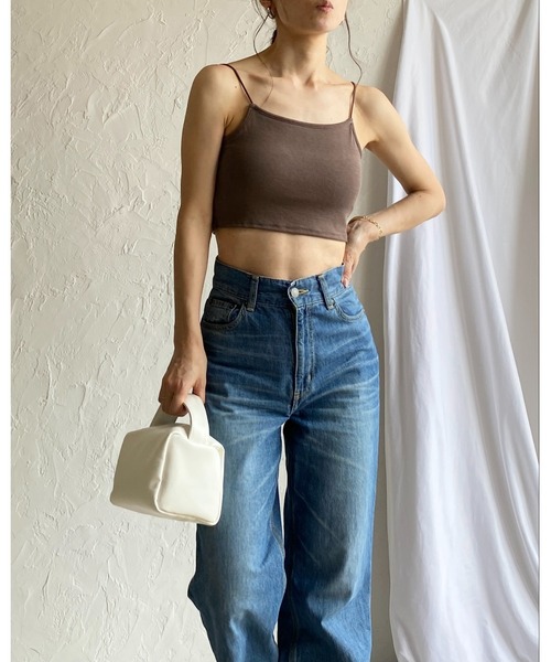 She's Closet(シーズクローゼット)の「カップ付きショート丈クロップドベアトップブラキャミソールトップス(キャミソール・レディース・ブラウン/ブラック/オフホワイト・FREE)」の8枚目の写真