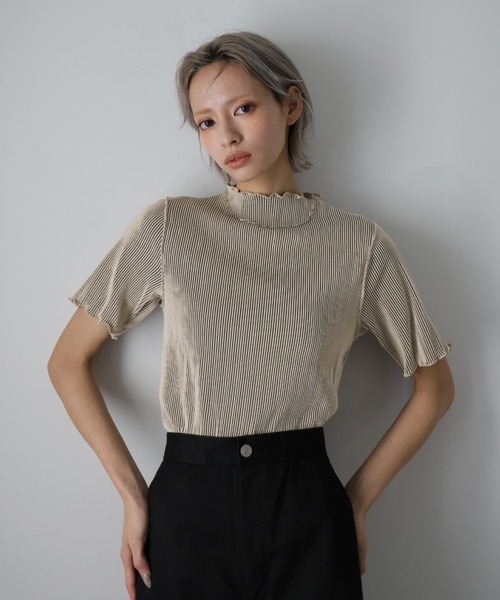 Girly Doll(ガーリードール)の「プリーツメロウハーフスリーブトップス(Tシャツ/カットソー・レディース・モカ/ベージュ/グレー/ブラック・M/L)」の21枚目の写真
