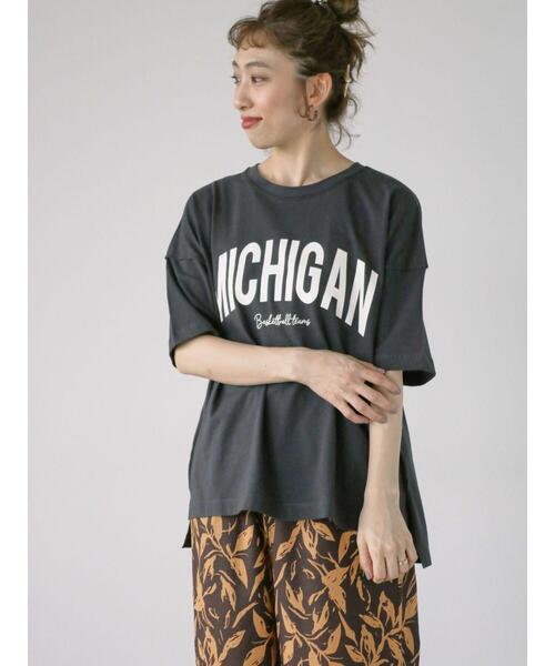 Lugnoncure（ルノンキュール）の「アウトロックカレッジロゴTシャツ（Tシャツ/カットソー・レディース・オレンジ/チャコールグレー/オフホワイト・F）」の3枚目の写真