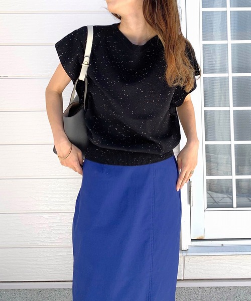 Q（キュー）の「スパンコールヤーンニット（ニット/セーター・レディース・ブラック/セージグリーン・MEDIUM）」の2枚目の写真