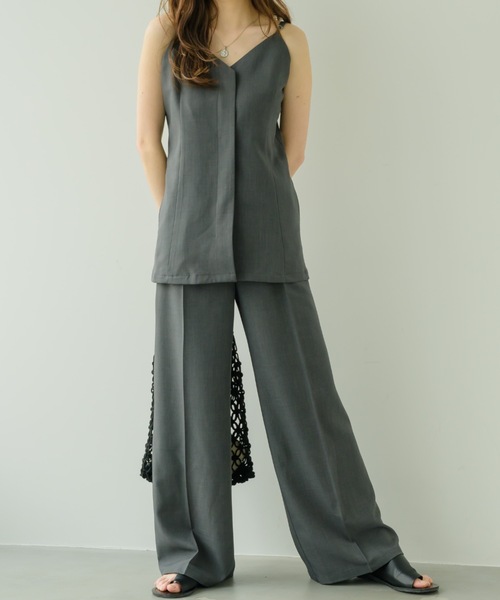 NEUNA(ヌナ)の「2タックパンツ(スラックス・レディース・ブラック/ベージュ/ダークインディゴブルー・SMALL/MEDIUM/LARGE)」の12枚目の写真